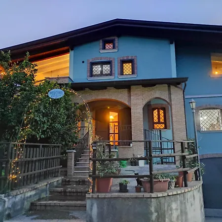 Bed & Breakfast Caledonia 3*