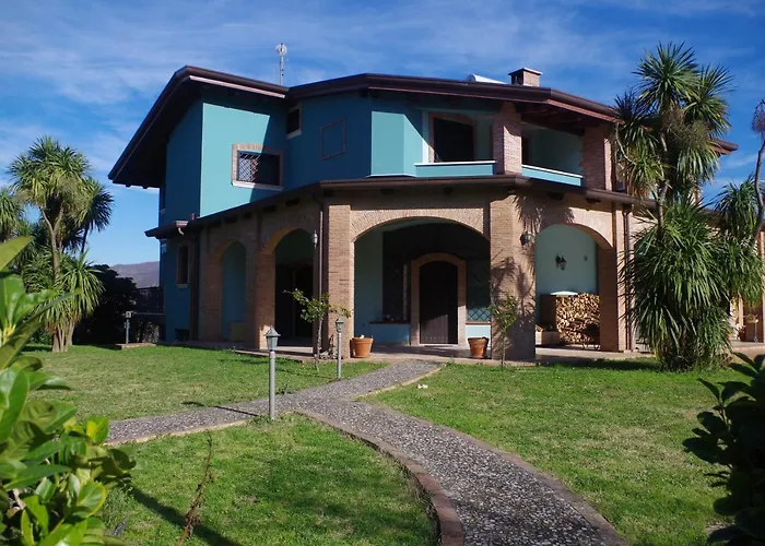 Caledonia מרקטו סן סברינו