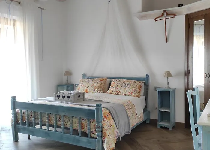 Caledonia מרקטו סן סברינו