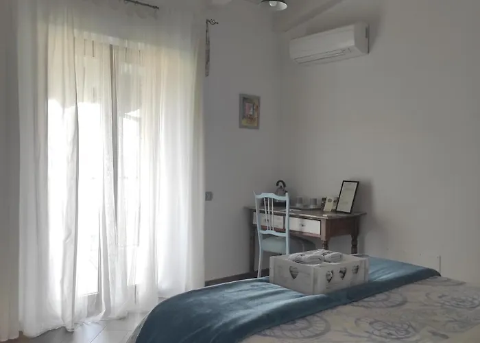 Caledonia 3* מרקטו סן סברינו