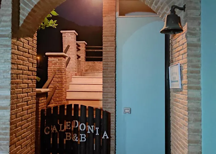 Caledonia לינה וארוחת בוקר מרקטו סן סברינו